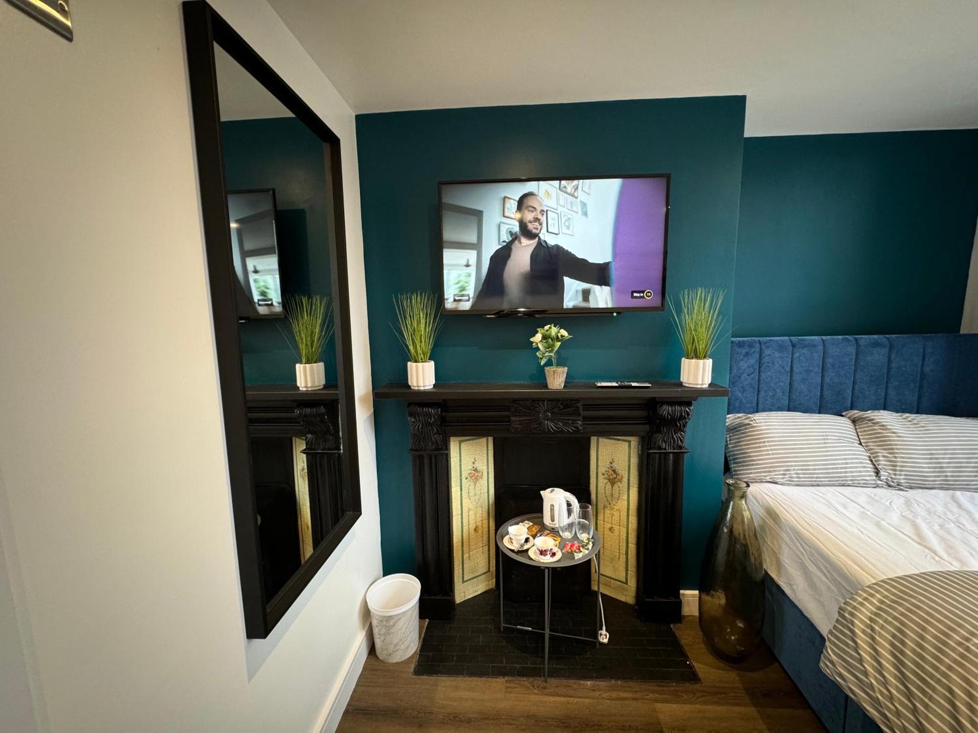 Southgate Luxury Apartments Elland Buitenkant foto