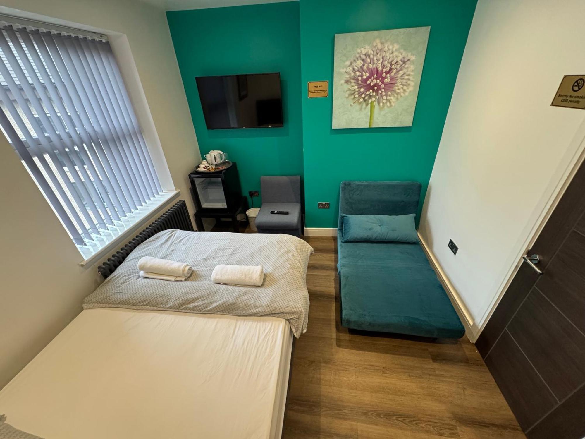 Southgate Luxury Apartments Elland Buitenkant foto